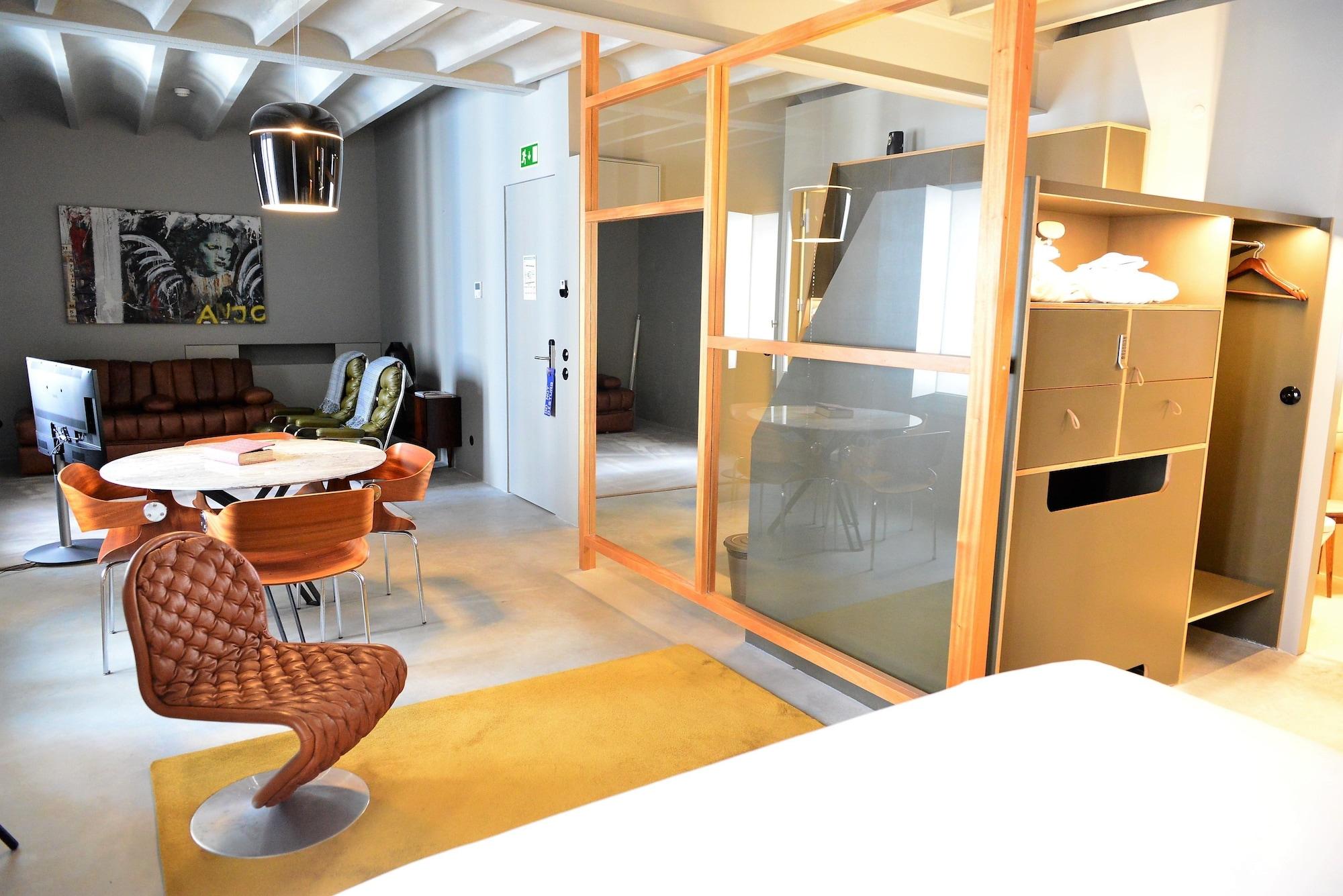 Raw Culture Arts & Lofts Bairro Alto Apartment Lisbon