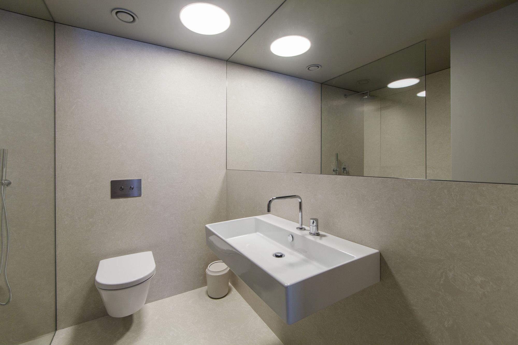 Apartment Raw Culture Arts & Lofts Bairro Alto Lisbon